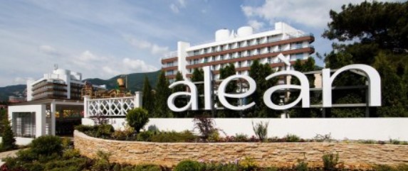 Отель Alean Family Resort SPA Biarritz Геленджика